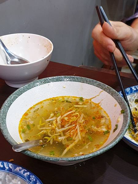 <食記-桃園蘆竹>大竹平價美食-大鍋湯風味小吃((幾個銅板搞 <食記-桃園蘆竹>大竹平價美食-大鍋湯風味小吃((幾個銅板搞