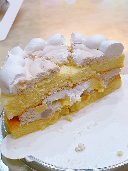 <食記-全聯>香芋布丁蛋糕-最有紳士風度的平價蛋糕 <食記-全聯>香芋布丁蛋糕-最有紳士風度的平價蛋糕