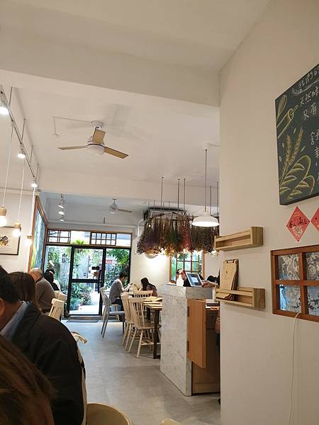 <食記-桃園市桃園區>藝文特區小森林早午餐-福森院子Brun <食記-桃園市桃園區>藝文特區小森林早午餐-福森院子Brun