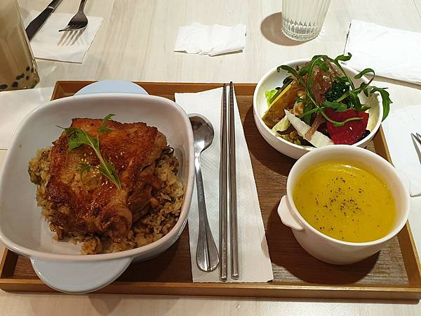 <食記-桃園市桃園區>藝文特區小森林早午餐-福森院子Brun <食記-桃園市桃園區>藝文特區小森林早午餐-福森院子Brun