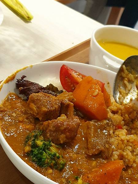 <食記-桃園市桃園區>藝文特區小森林早午餐-福森院子Brun <食記-桃園市桃園區>藝文特區小森林早午餐-福森院子Brun