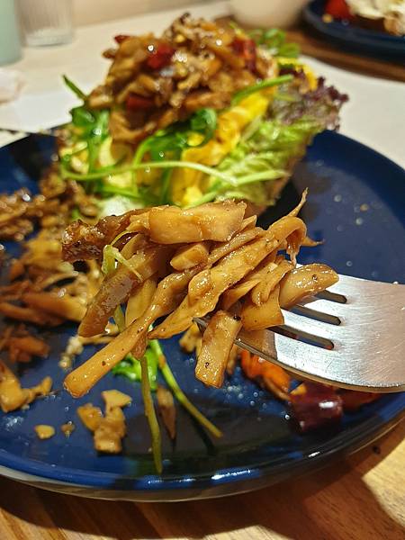 <食記-桃園市桃園區>藝文特區小森林早午餐-福森院子Brun <食記-桃園市桃園區>藝文特區小森林早午餐-福森院子Brun