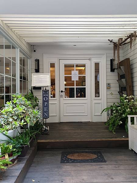 <食記-台北大安>大安區 SUGAR PEA 超夢幻玻璃屋餐 <食記-台北大安>大安區 SUGAR PEA 超夢幻玻璃屋餐