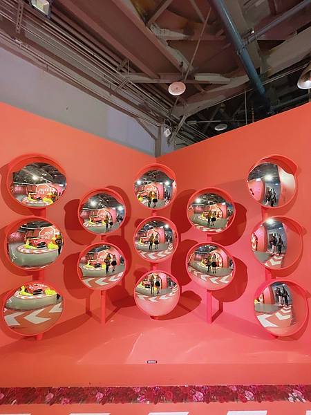 <遊記-台北華山>2021色廊展2.0-獻給愛作夢的水水們 <遊記-台北華山>2021色廊展2.0-獻給愛作夢的水水們