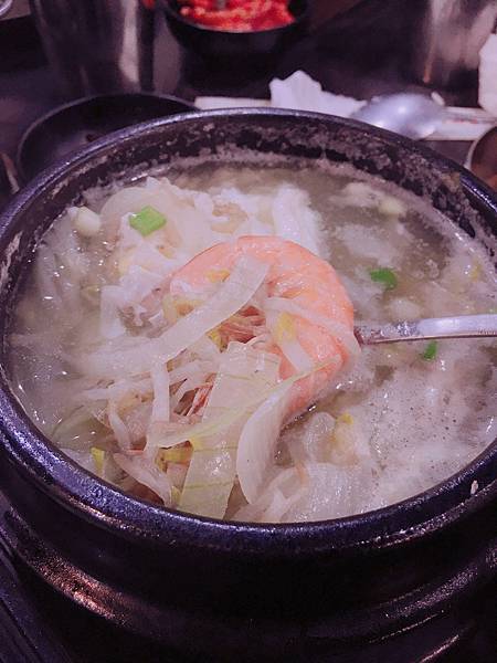 <食記-桃園蘆竹>位於學區美食-韓式鍋蓋烤肉-韓鼎 <食記-桃園蘆竹>位於學區美食-韓式鍋蓋烤肉-韓鼎