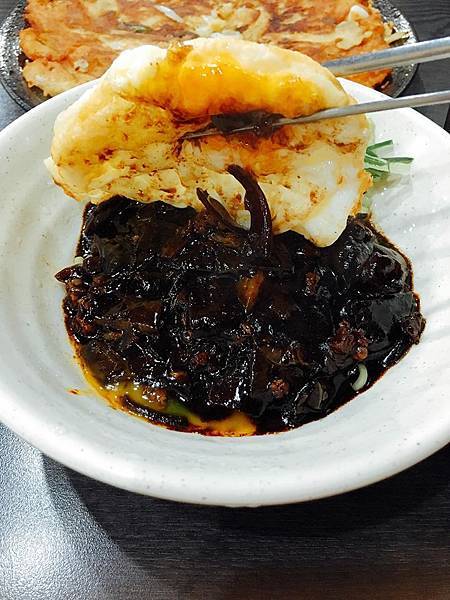 <食記-桃園蘆竹>位於學區美食-韓式鍋蓋烤肉-韓鼎 <食記-桃園蘆竹>位於學區美食-韓式鍋蓋烤肉-韓鼎