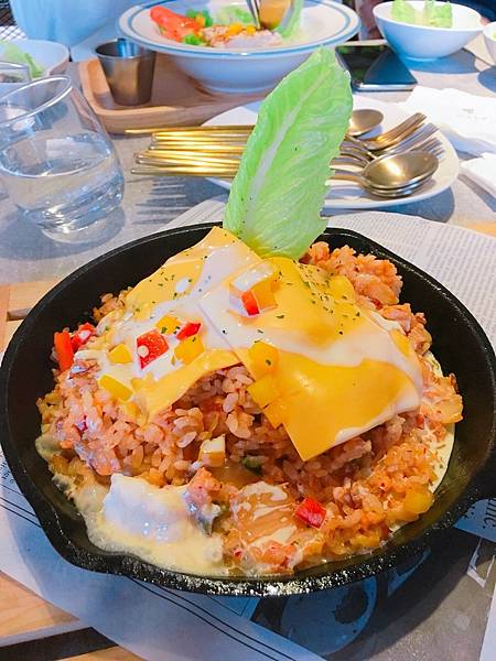 <食記-桃園市桃園區>療癒系*桃園美食*超美甜點*光用眼睛看 <食記-桃園市桃園區>療癒系*桃園美食*超美甜點*光用眼睛看