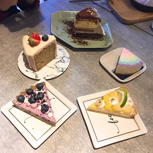 <食記-桃園市桃園區>療癒系*桃園美食*超美甜點*光用眼睛看 <食記-桃園市桃園區>療癒系*桃園美食*超美甜點*光用眼睛看