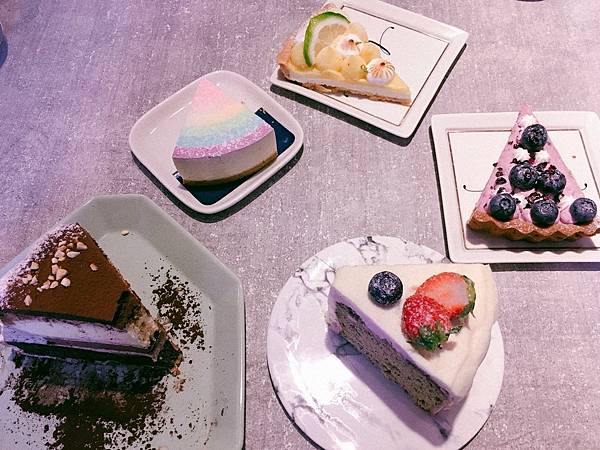 <食記-桃園市桃園區>療癒系*桃園美食*超美甜點*光用眼睛看 <食記-桃園市桃園區>療癒系*桃園美食*超美甜點*光用眼睛看