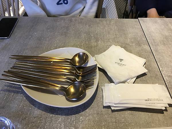 <食記-桃園市桃園區>療癒系*桃園美食*超美甜點*光用眼睛看 <食記-桃園市桃園區>療癒系*桃園美食*超美甜點*光用眼睛看