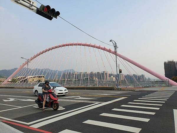 1. 情人橋 (13) 1. 情人橋 (13)