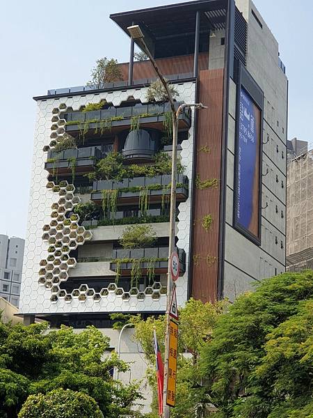 其他 (1) 其他 (1)