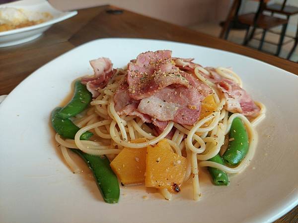 <食記-桃園蘆竹>好消息咖啡簡餐-讓你好好耍廢、吃飽看風景的 <食記-桃園蘆竹>好消息咖啡簡餐-讓你好好耍廢、吃飽看風景的