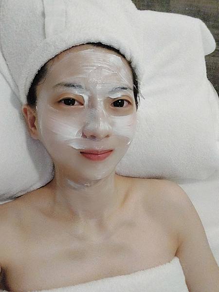 <美容-新北永和>小臉按摩_ 易筋撥氣拓小顏課程 讓小女孩變 <美容-新北永和>小臉按摩_ 易筋撥氣拓小顏課程 讓小女孩變