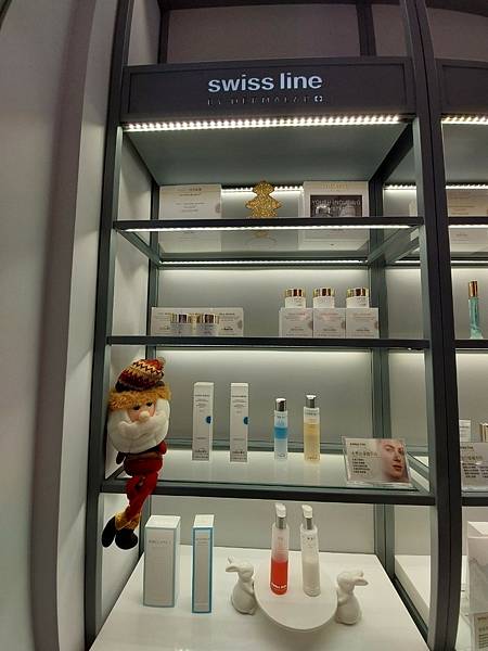 <美容-新北永和>小臉按摩_ 易筋撥氣拓小顏課程 讓小女孩變 <美容-新北永和>小臉按摩_ 易筋撥氣拓小顏課程 讓小女孩變