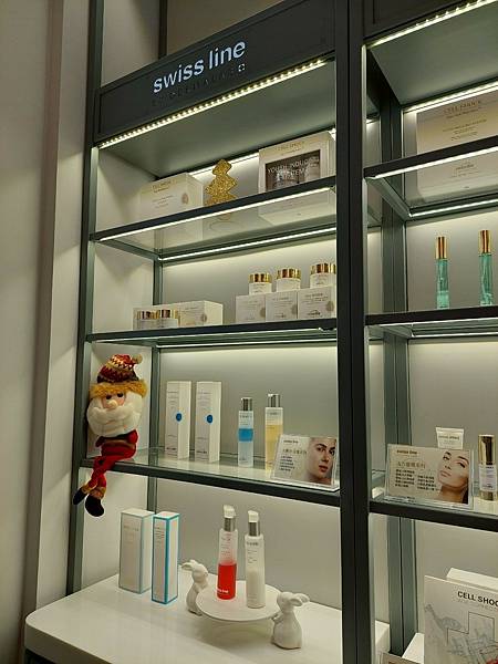 <美容-新北永和>小臉按摩_ 易筋撥氣拓小顏課程 讓小女孩變 <美容-新北永和>小臉按摩_ 易筋撥氣拓小顏課程 讓小女孩變