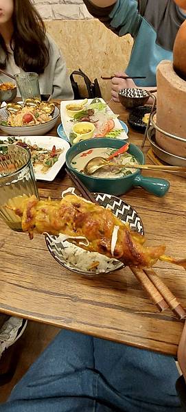 LINE_ALBUM_Thai大佬_220220_19 LINE_ALBUM_Thai大佬_220220_19