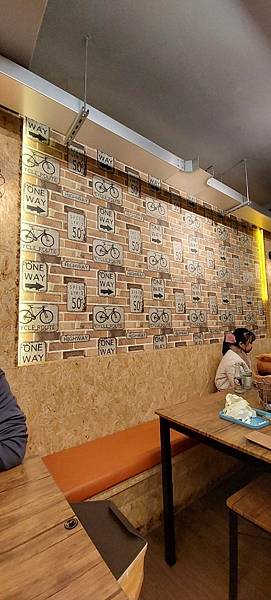 LINE_ALBUM_Thai大佬_220220_4 LINE_ALBUM_Thai大佬_220220_4