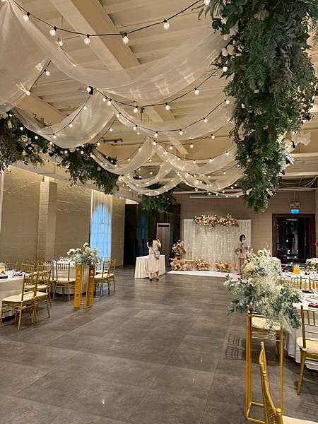 LINE_ALBUM_佳🐠姊訂婚💍_250420_157 LINE_ALBUM_佳🐠姊訂婚💍_250420_157