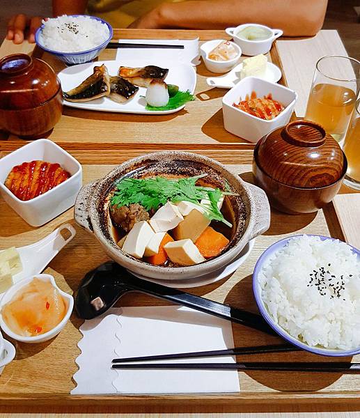 2016-10-16-18-16-53.jpg 2016-10-16-18-16-53.jpg