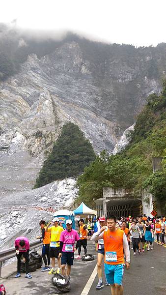 2014.12.13 太魯閣馬拉松 半馬 (25).jpg