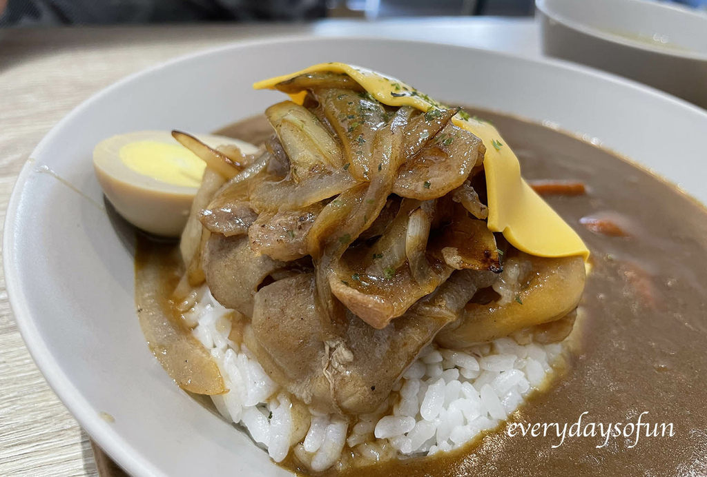 壽喜燒豬肉吃起來鹹甜滑嫩,味道不會死鹹 壽喜燒豬肉吃起來鹹甜滑嫩,味道不會死鹹