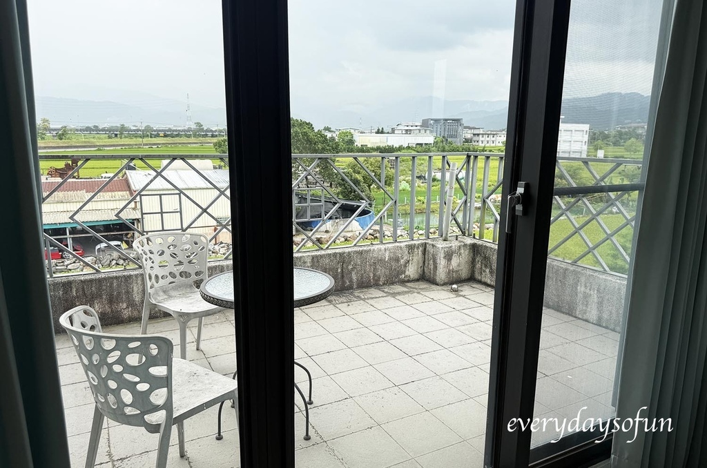 菈芙卡雙人房開箱 菈芙卡雙人房開箱