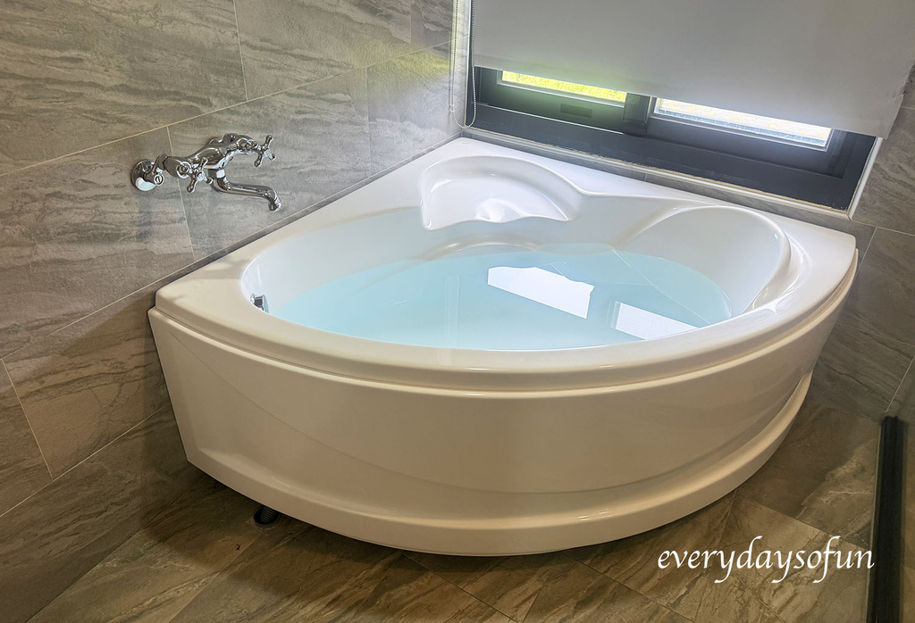 菈芙卡雙人房開箱 菈芙卡雙人房開箱