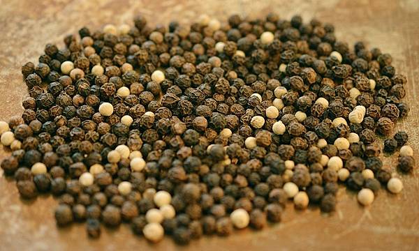 peppercorns-1992412_960_720.jpg