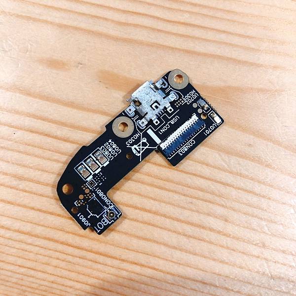 Z00AD尾插.jpg Z00AD尾插.jpg