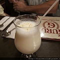 第一天晚餐, 吃印度菜, 這是Sweet Lassi (sweet yogurt drink $3)