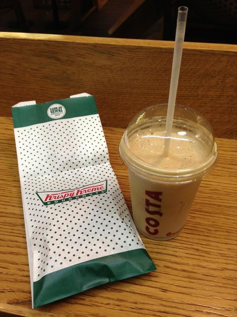 Flat 135/愛美食 Krispy Kreme X COSTA