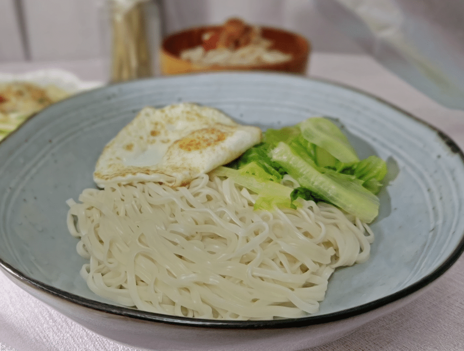 蘋果莊園軟食力紅燒牛肉調理包戲獸仔豆干銀髮族、牙口不佳族群、照護備餐族群的好幫手 飄然問路 動圖.gif 蘋果莊園軟食力紅燒牛肉調理包戲獸仔豆干銀髮族、牙口不佳族群、照護備餐族群的好幫手 飄然問路 動圖.gif