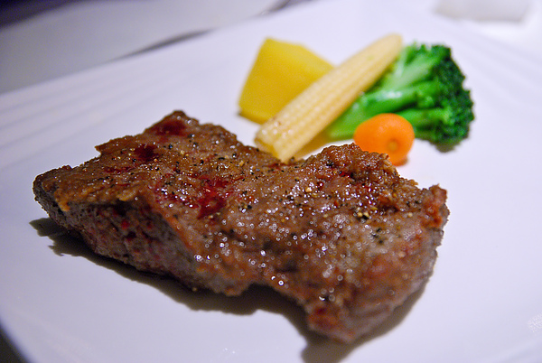 DSC_0050.jpg DSC_0050.jpg