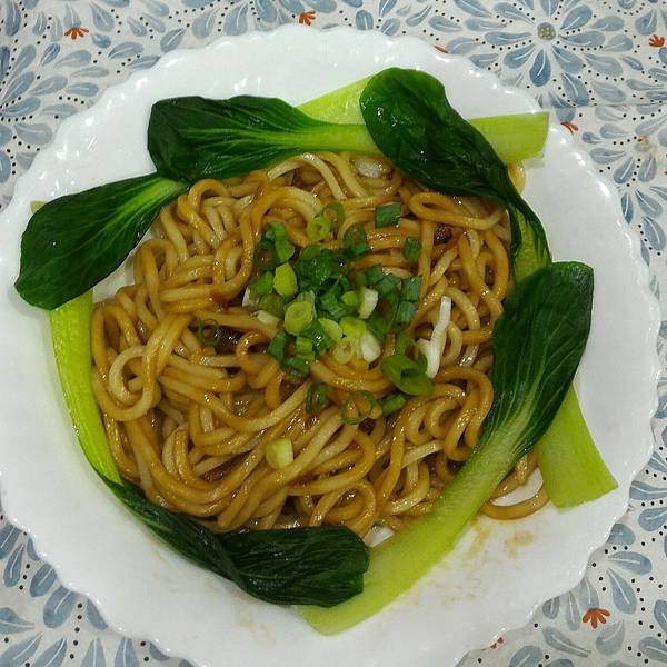 油蔥乾拌麵