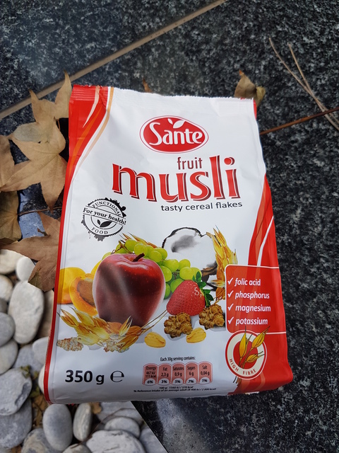 輕食主義 高纖低卡健康早餐波蘭 Sante水果麥片為美好的一天補充滿滿的膳食纖維 活力充沛 芙蘿菈の小天地 痞客邦