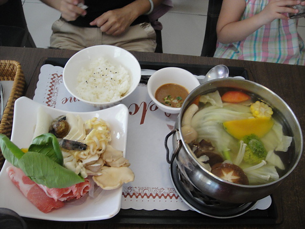 霧峰鄉饌食坊