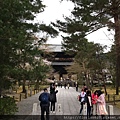 從蹴上鐵路到哲學之道間會經過南禪寺,我們沒有進去參拜,但從外面看起來感覺也是個很清幽的地方