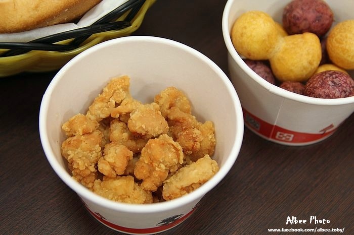 nEO_IMG_IMG_0579.jpg nEO_IMG_IMG_0579.jpg