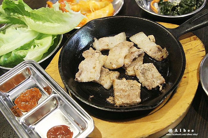 nEO_IMG_IMG_2896.jpg nEO_IMG_IMG_2896.jpg