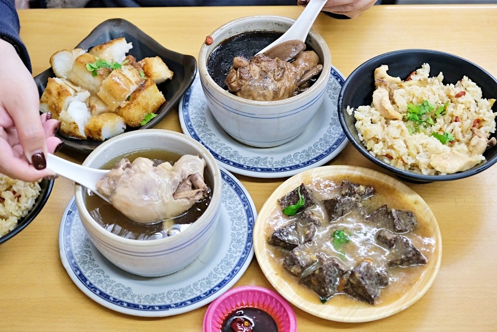 台南中西區美食【上品養生藥膳美食台南金華店】宵夜來碗暖呼呼的