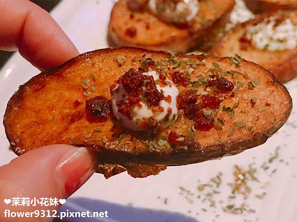 Elfin restaurant&lounge (32).JPG