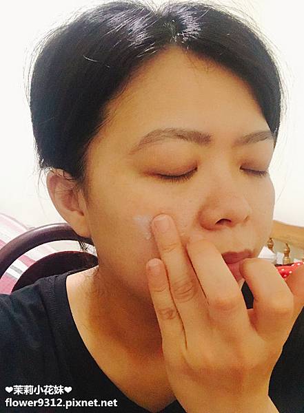 SOFINA 鮮非娜  jenne 透美顏飽水控油雙效美白系列 (14).JPG