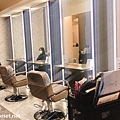 這裏salon&meal 染髮 護髮 專業 質感 多元服務讓人變美又放鬆 (3).JPG