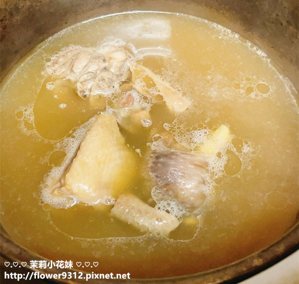 谷咕谷台灣紅羽土雞(湯)即食包組 (4).jpg 谷咕谷台灣紅羽土雞(湯)即食包組 (4).jpg
