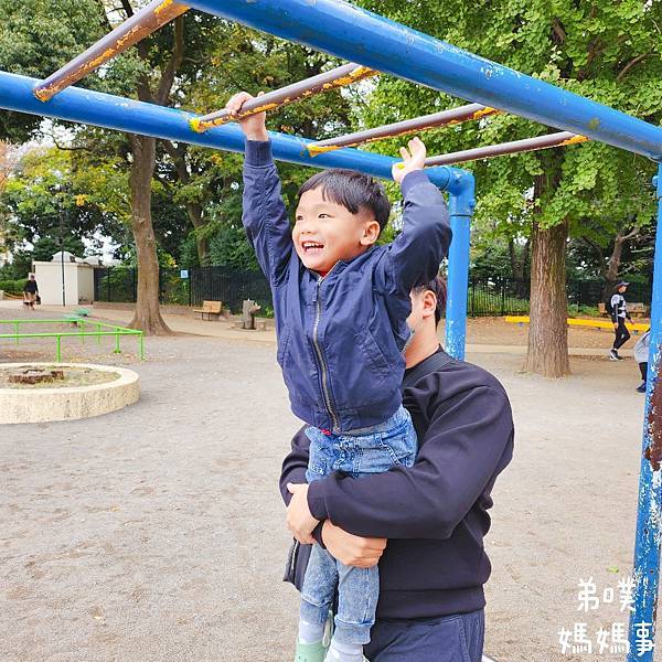 【日本‧東京】免費搭小纜車、看新幹線、山丘城堡溜滑梯│飛鳥山 【日本‧東京】免費搭小纜車、看新幹線、山丘城堡溜滑梯│飛鳥山