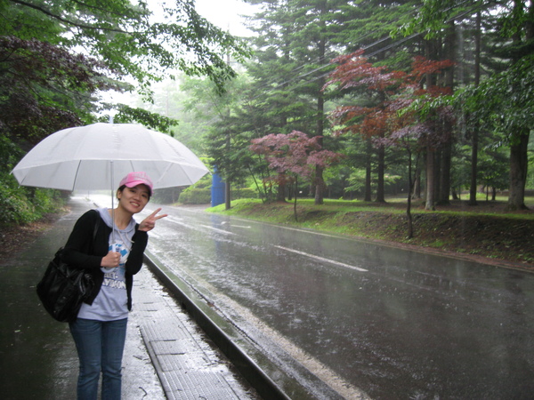 前往塩澤湖的路上很不幸的大雨滂沱