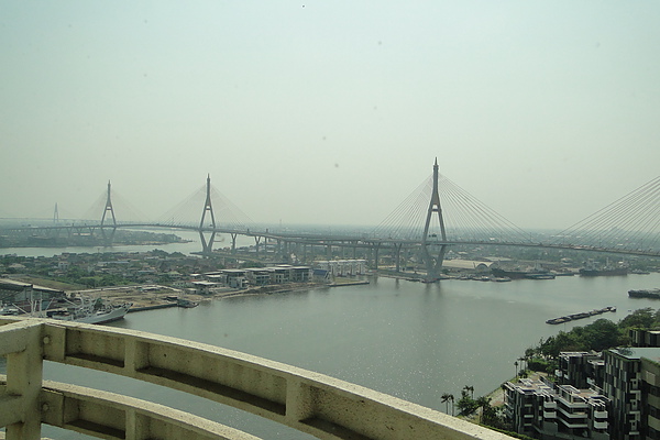 Riverfront_08.JPG