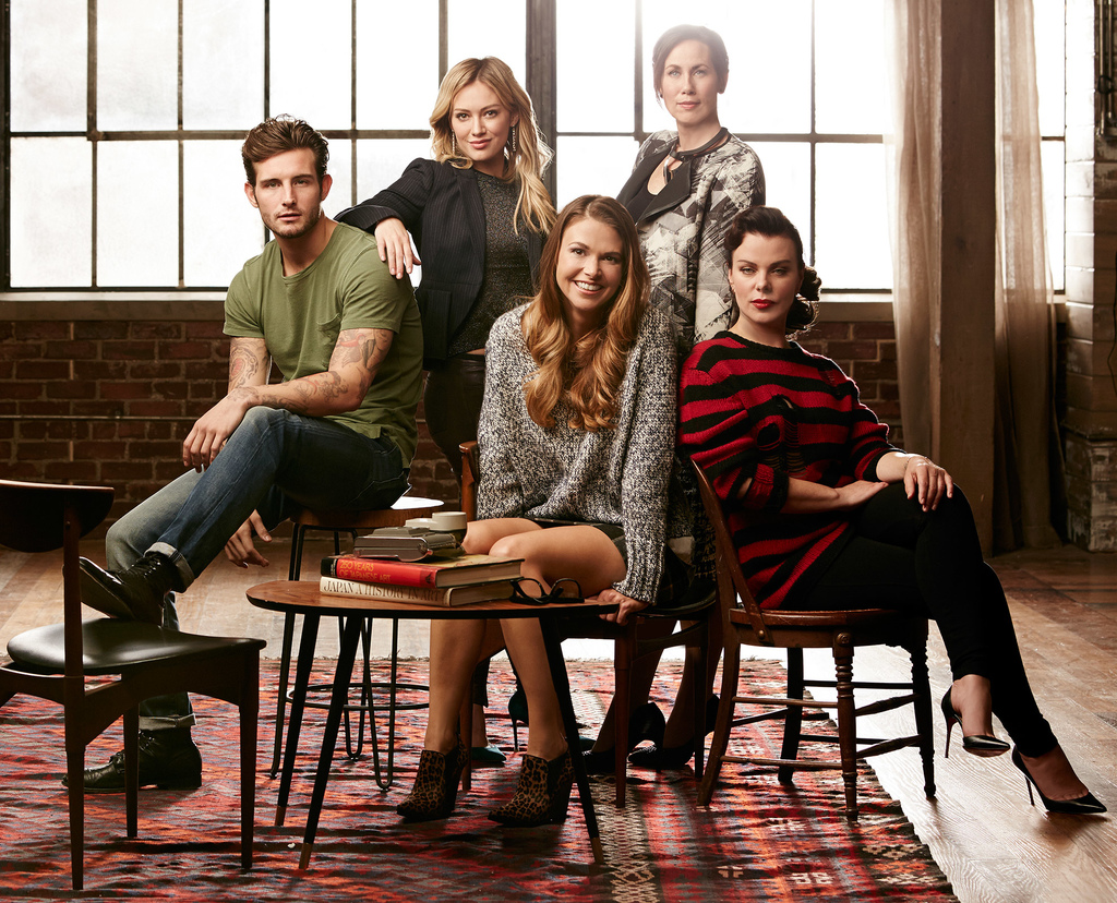 1426551028_younger-cast-zoom