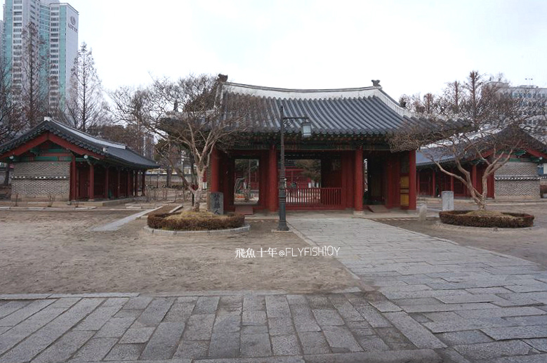 韓國首爾。風物跳蚤市場、韓國街頭的關帝廟:東關王廟(동관왕묘